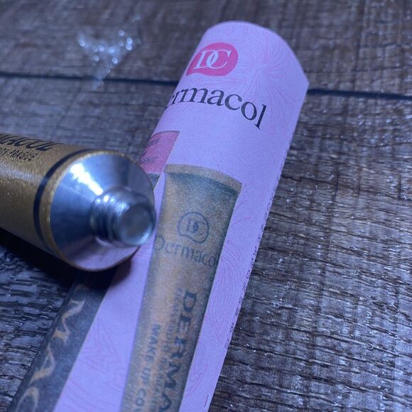 DERMACOL FILM STUDIO LEGENDARY HIGH COVERING MAKE UP FOUNDATION HYPOALLERGENIC - Picture 7 of 7